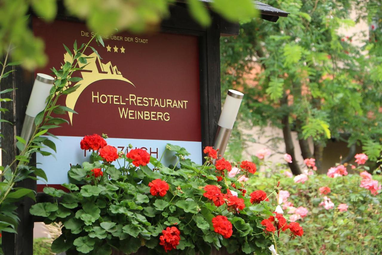 Hotel-Restaurant Weinberg Artern Esterno foto